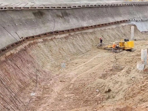 梁子湖基坑边坡加固